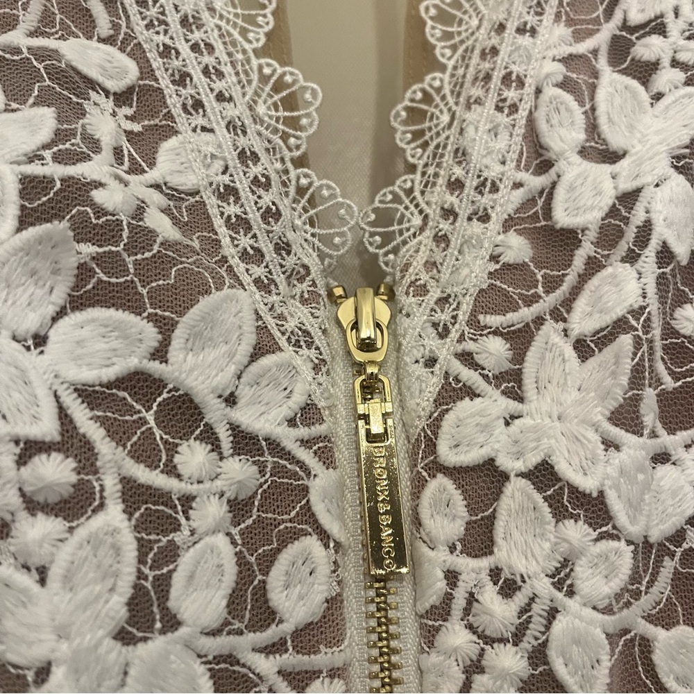 Bronx and Banco "Megan" Mini Dress in White Lace - Size 4 (S) - Picture 10 of 14